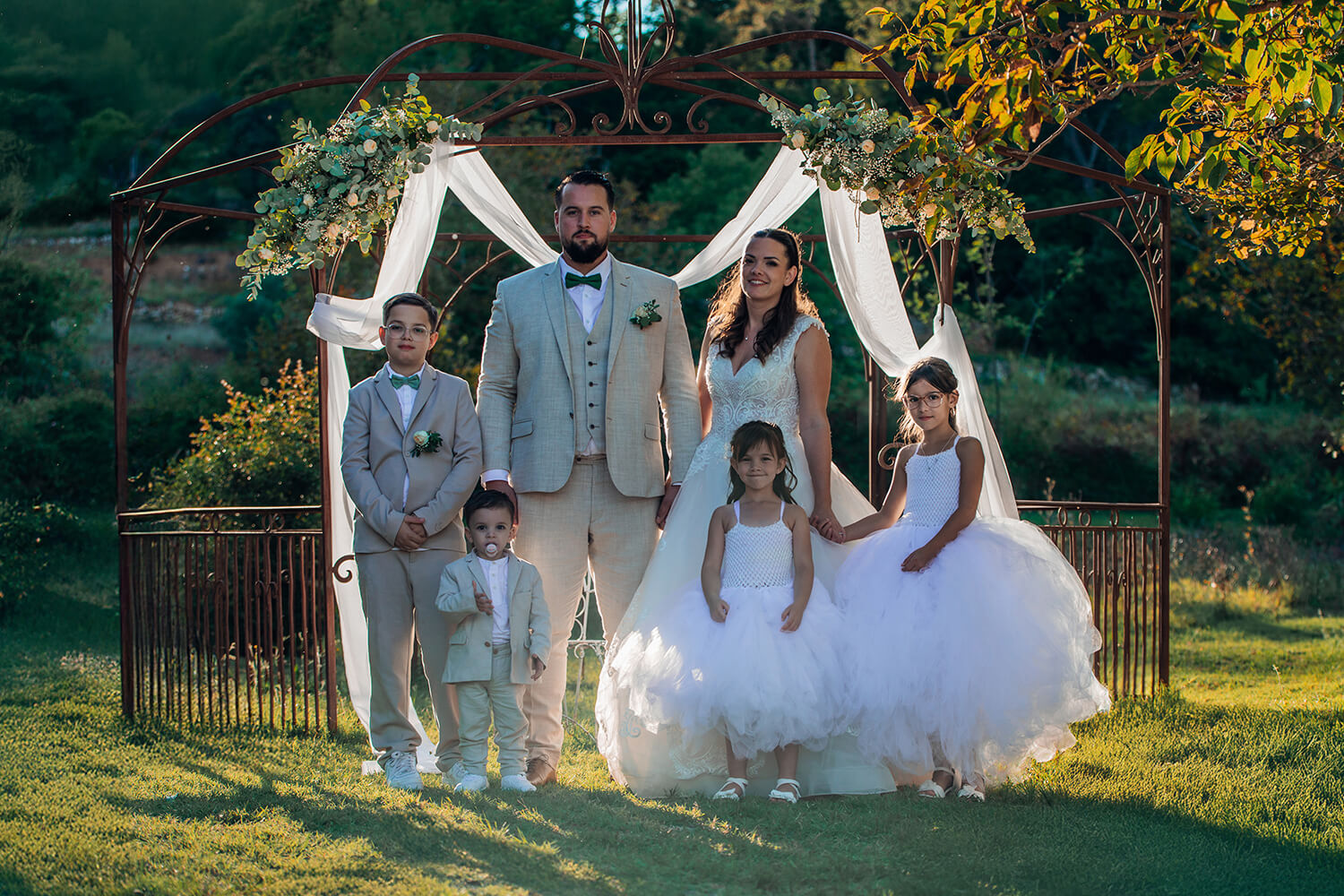 DES_SOURCES_STUDIO_PHOTOGRAPHE_VAR_TOULON_PIGNANS_portrait_shooting_MARIAGE_CLEA_CLEMENT_09_24-647