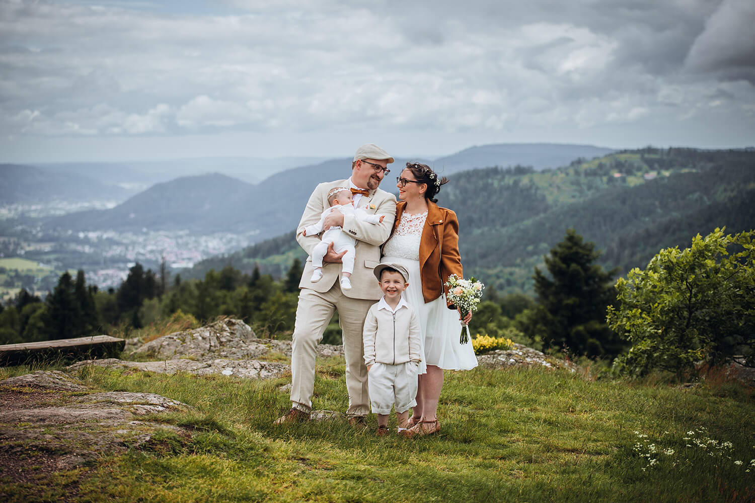 DES_SOURCES_STUDIO_PHOTOGRAPHE_VAR_TOULON_PIGNANS_portrait_shooting_MARIAGE_CLEMENCE_ANTHONY_06_2024-171