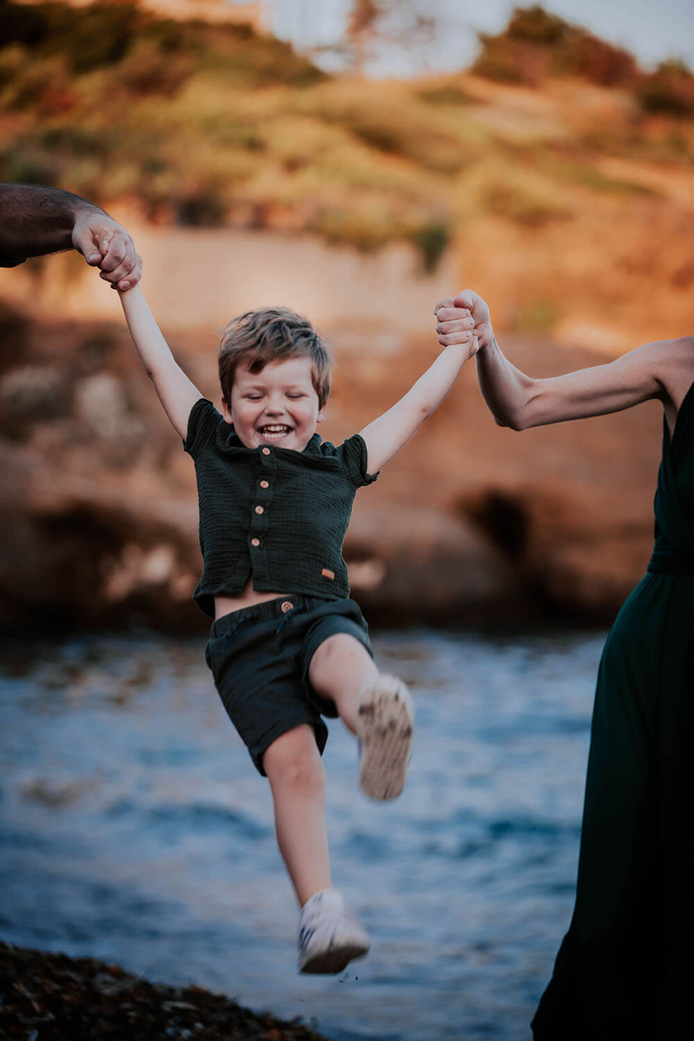DES_SOURCES_STUDIO_PHOTOGRAPHE_VAR_TOULON_PIGNANS_portrait_shooting_famille_enfant_PAULINE_TITI-26