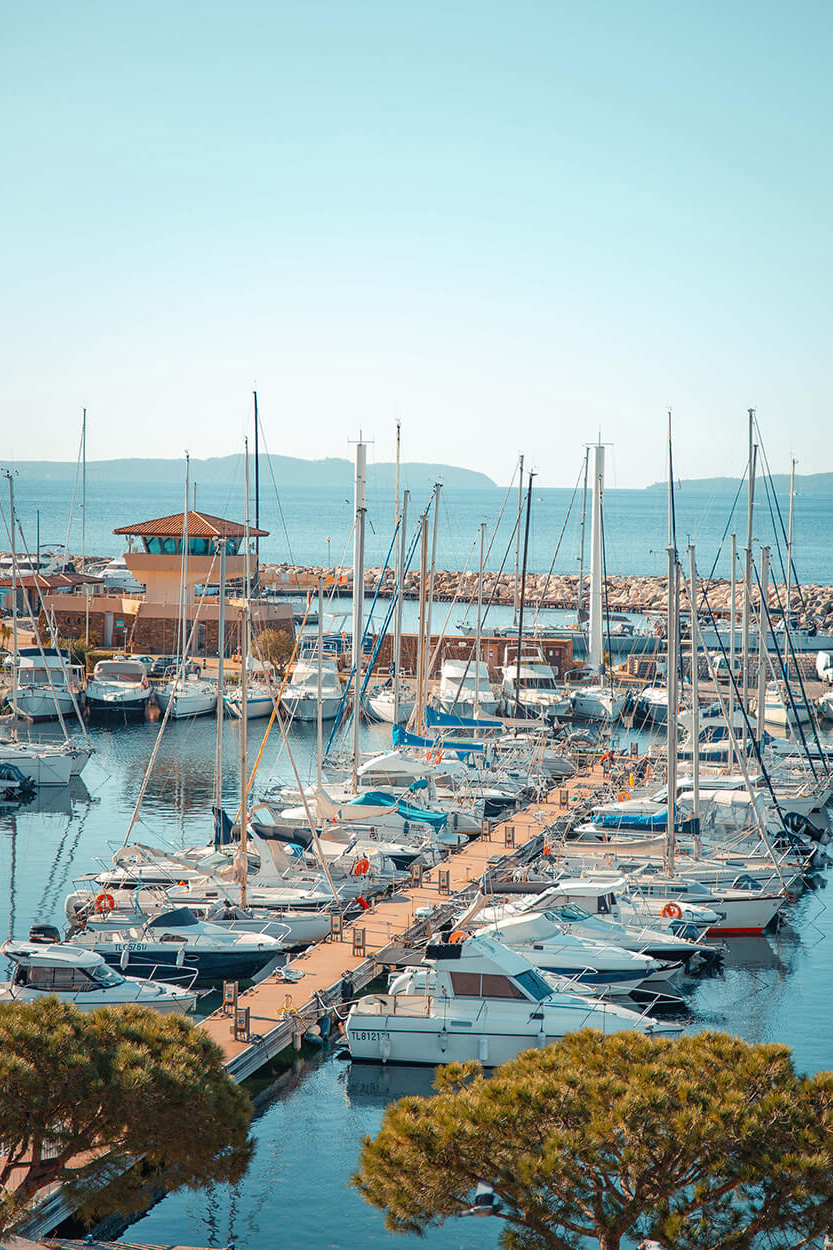 DES_SOURCES_STUDIO_PHOTOGRAPHE_VAR_TOULON_PIGNANS_portrait_shooting_hottel_restaurant_LE_rabelais_lavandou_bormes_les_mimosas_6