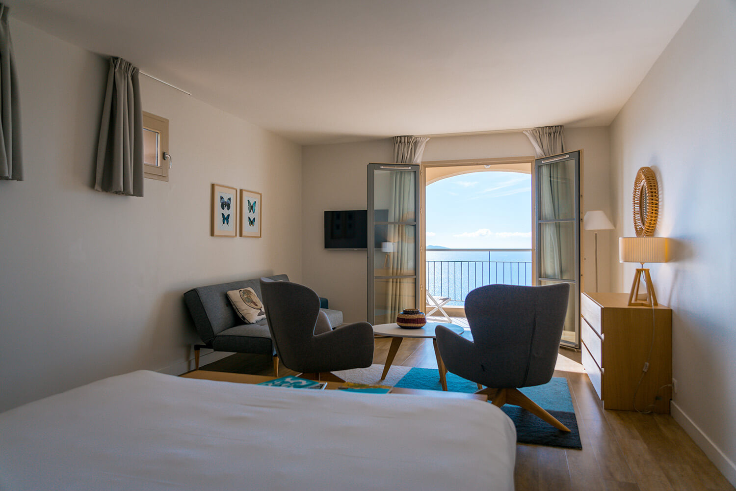 DES_SOURCES_STUDIO_PHOTOGRAPHE_VAR_TOULON_PIGNANS_portrait_shooting_hottel_restaurant_LE_rabelais_lavandou_bormes_les_mimosas_Rayol_canadel_La_Villa_Douce_11_2022-13