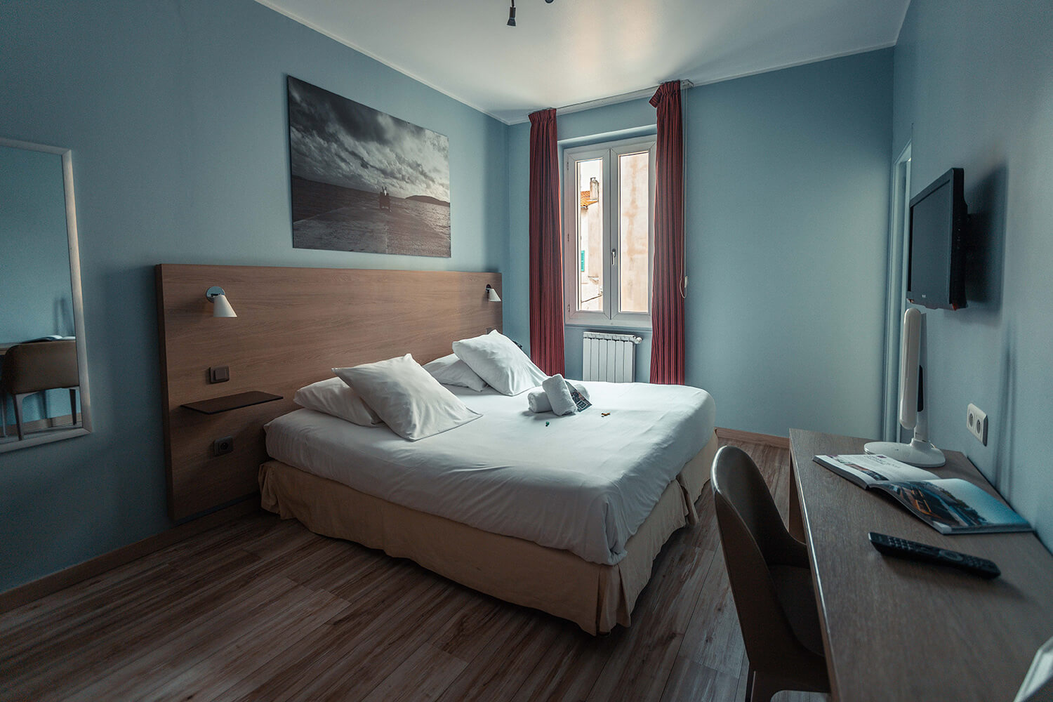 DES_SOURCES_STUDIO_PHOTOGRAPHE_VAR_TOULON_PIGNANS_portrait_shooting_hottel_restaurant_grand_hotel_dauphiné_12