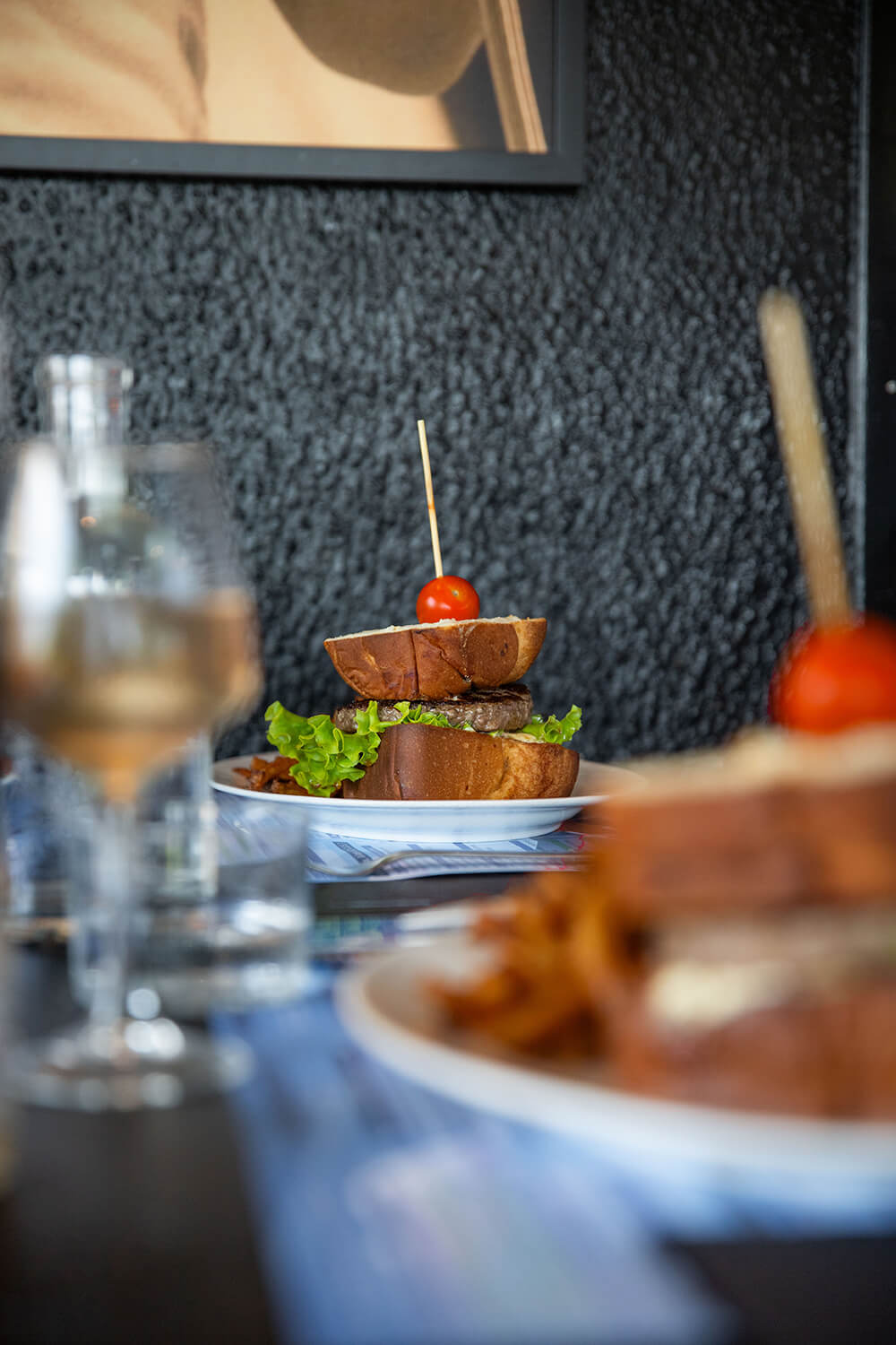 DES_SOURCES_STUDIO_PHOTOGRAPHE_VAR_TOULON_PIGNANS_repportage_metier_restaurant_restauration_le_rock_mourillon_8