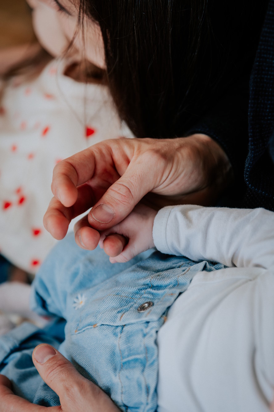 DES_SOURCES_STUDIO_PHOTOGRAPHE_VAR_TOULON_PIGNANS_portrait_shooting_famille_enfant_ALEXANDRA_NAISSANCE_LUCIE-29