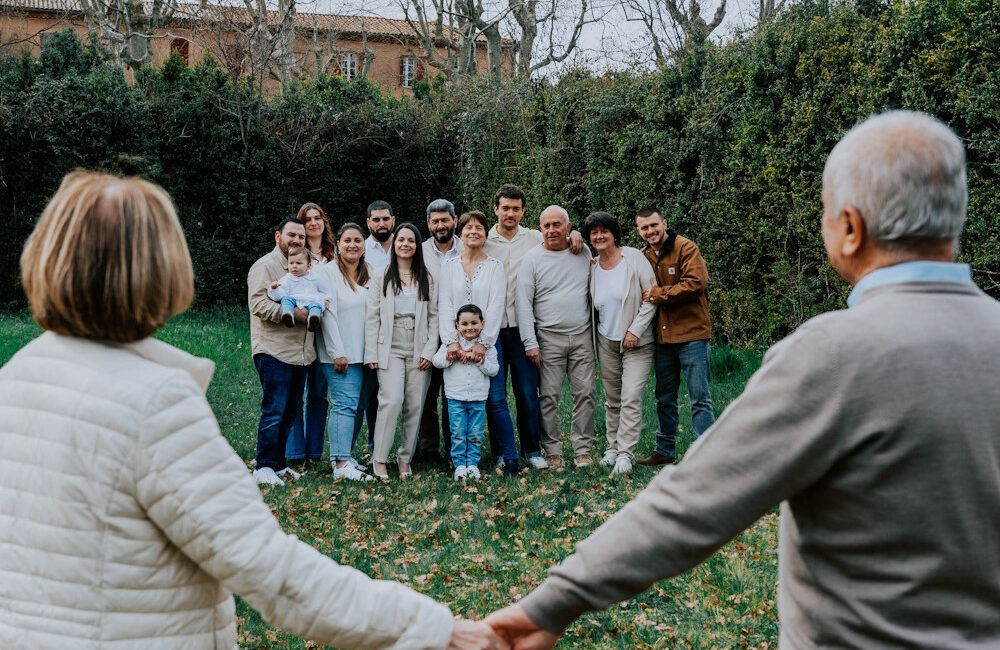 Photographe famille Provence Verte — portrait de quatre générations
